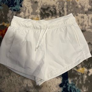 Lululemon inner glow shorts